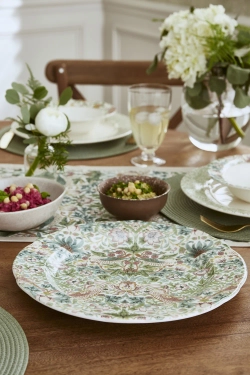 Spode Тарелка Morris&Co. 30 см буфетная тарелка Клубничный вор EAN 749151795846