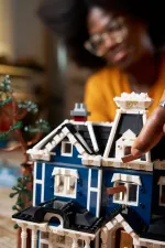 Конструктор LEGO Icons 11370 Stranger Things: The Creel House