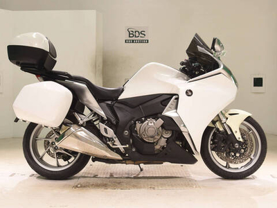 Honda VFR1200FD 2011