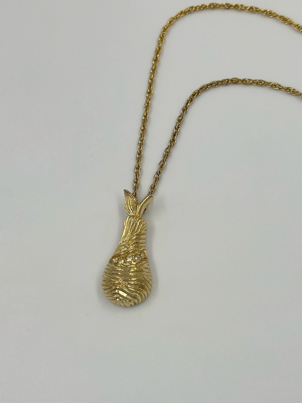 Кулон Груша Givenchy