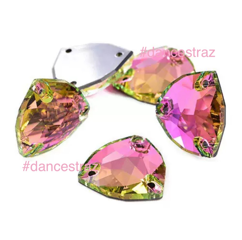 Стразы пришивные, Fat Triangle, Vitrail Rose, 001VR, 16mm, (18 ea/pkg), 5A+best, (F2)