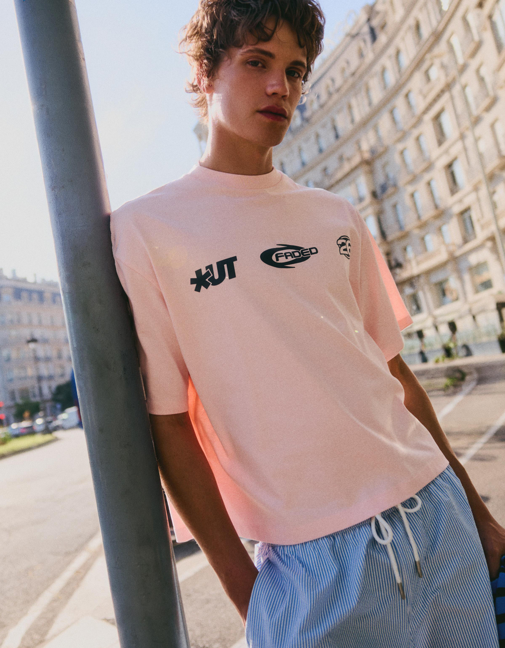 Мужская футболка boxy fit с принтом, арт. 2022/696 - BERSHKA