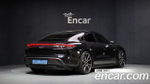 Porsche Taycan Base — 2025