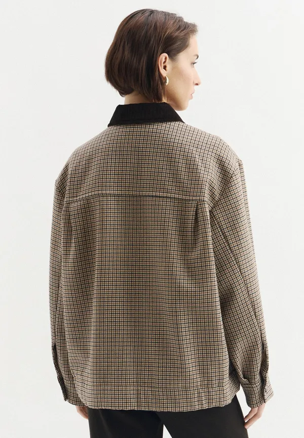 Куртка женская WEEKEND MAX MARA WKDFESTA
