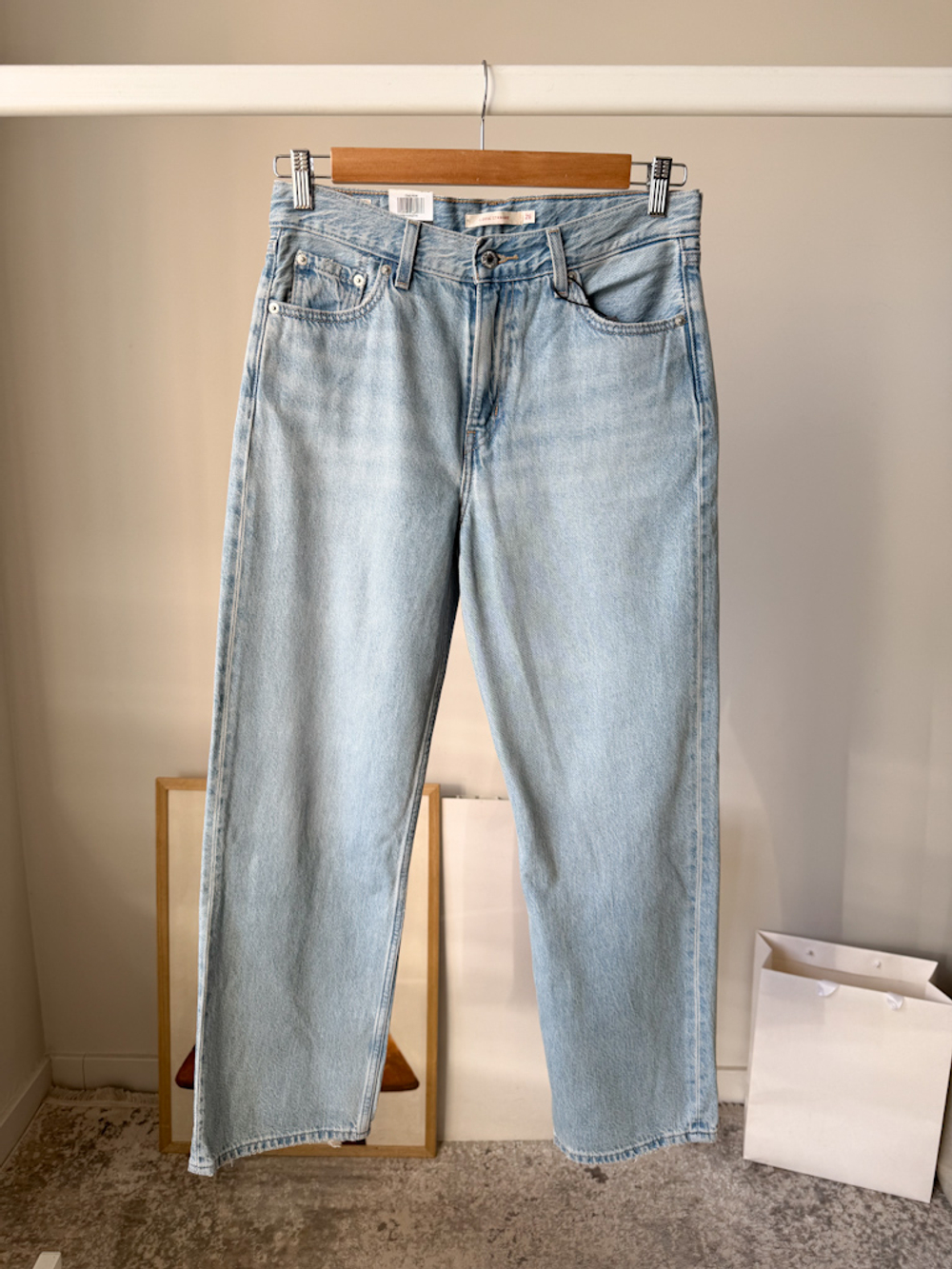 Новые джинсы Levis Premium, S
