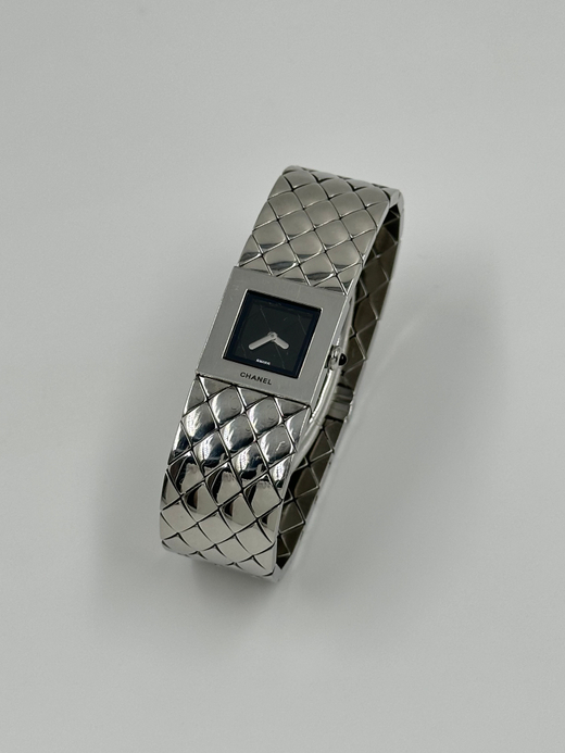 Часы Chanel Matelassé