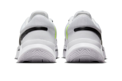 Теннисные кроссовки Nike Zoom GP Challenge 1 — белый/чёрный-белый