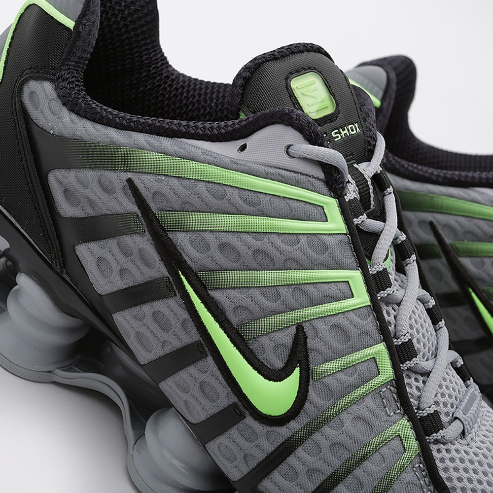 Кроссовки мужские NIKE NIKE SHOX TL