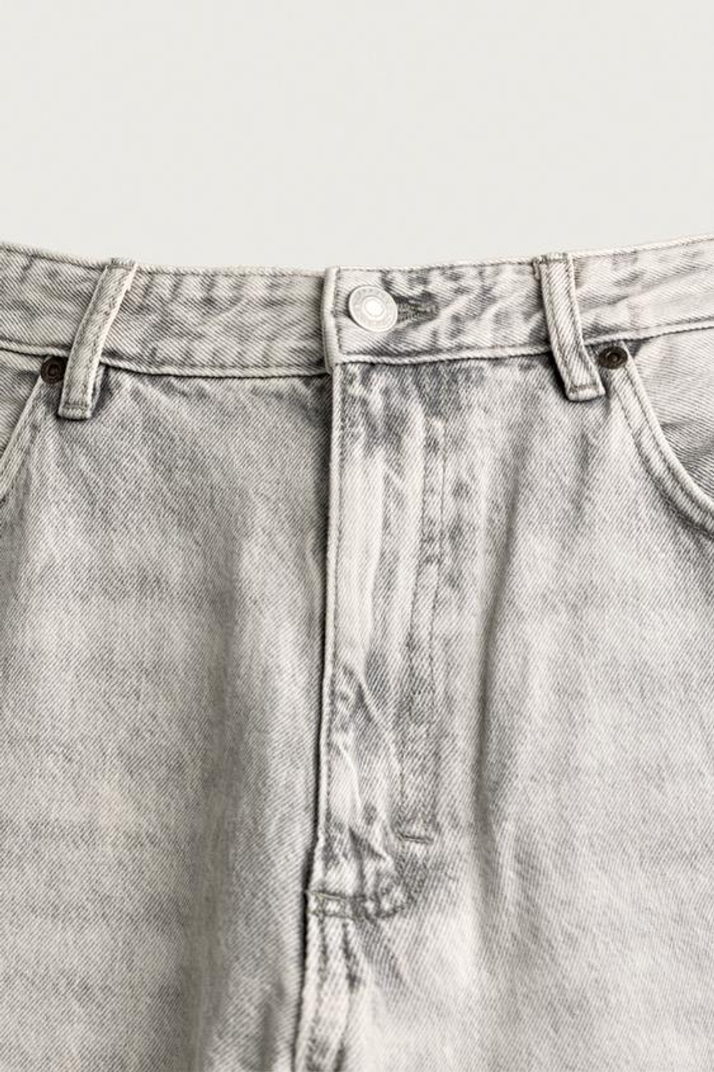 ZARA ДЖИНСЫ LOOSE FIT, ЖЕМЧУЖНО-СЕРЫЙ
