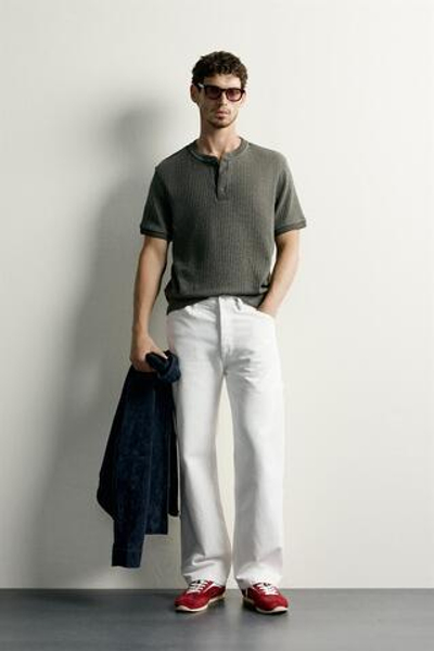 ТРИКОТАЖНАЯ ФУТБОЛКА С ВОРОТНИКОМ НА ПУГОВИЦАХ — ZARA · 6462/420