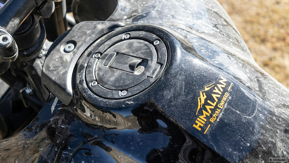 Royal Enfield Himalayan 450 Hanle Black (Premium / бескамерные шины)
