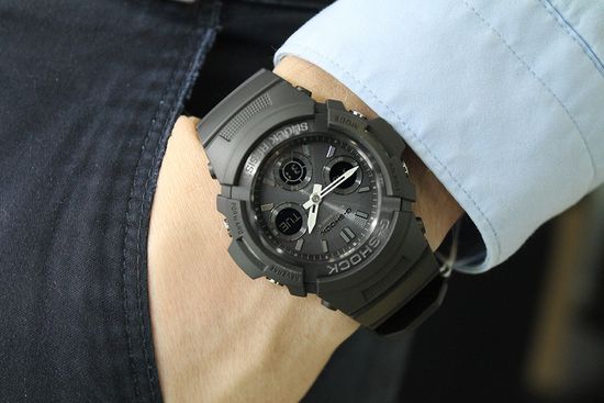 Мужские часы CASIO G-SHOCK AWG-M100B-1A