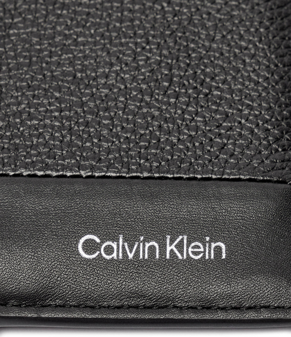 Кожаный кошелек Calvin Klein - черный(K50K512310)