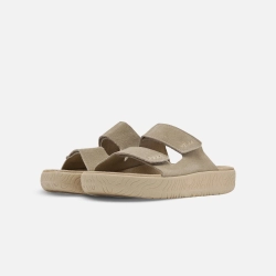 Сандалии Veja Etna Suede Sandal женские