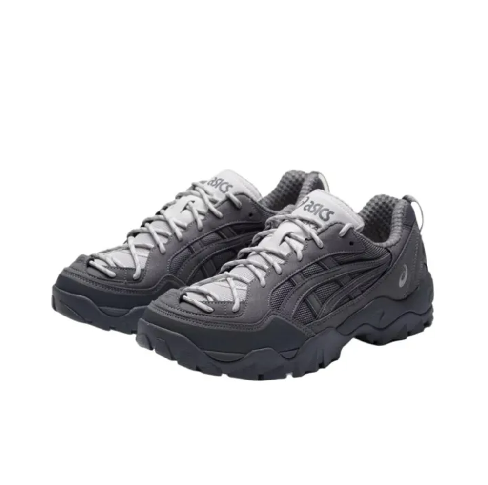 alt="Кроссовки ASICS GEL-PICKAX арт. 1203B026-200 коричневая расцветка вид спереди"