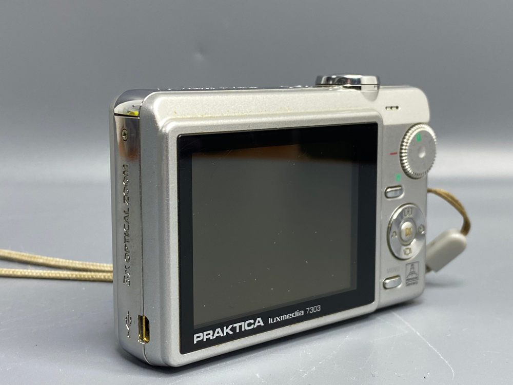 Praktica Luxmedia 7303