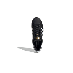 alt="Кроссовки adidas Superstar арт. EG4959 черно-белая расцветка с культовым ракушечным носком вид спереди"