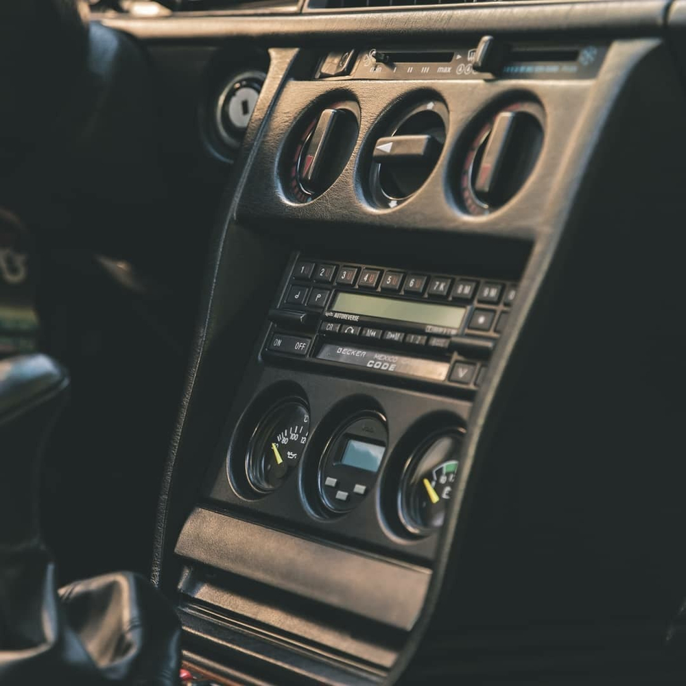 Mercedes-Benz 190 (W201) Cosworth Центральная консоль