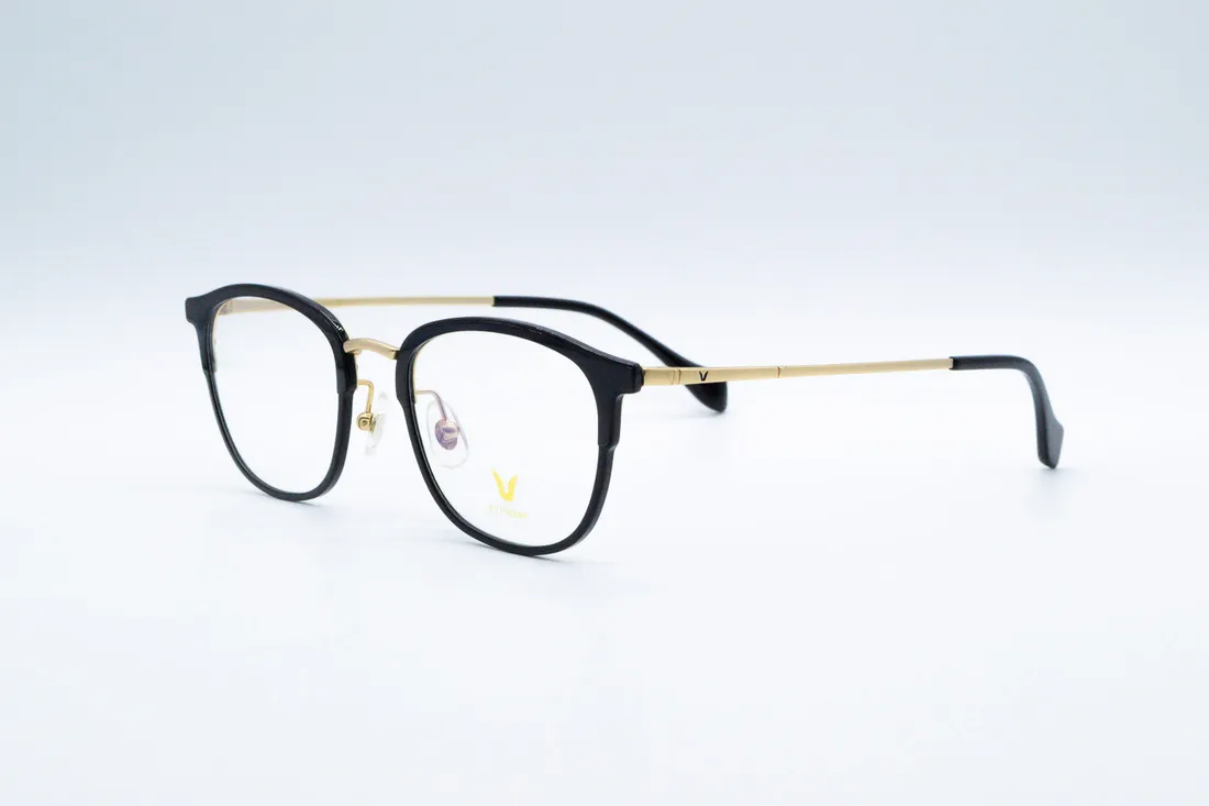 Изг. оправы Eyewear V3037 Col.01 — кадр 2