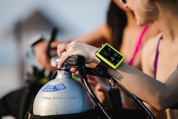 Декомпрессиметр Suunto EON Core Lime Зеленый