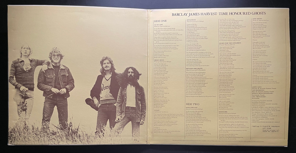 Barclay James Harvest ‎– Time Honoured Ghosts (Франция 1976г.)