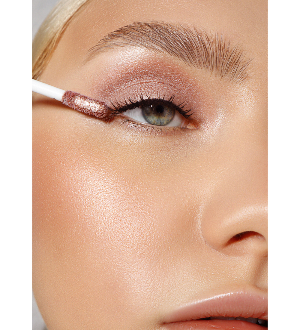 Жидкие тени LuxVisage Satin Nude Super Sunny Beige 204