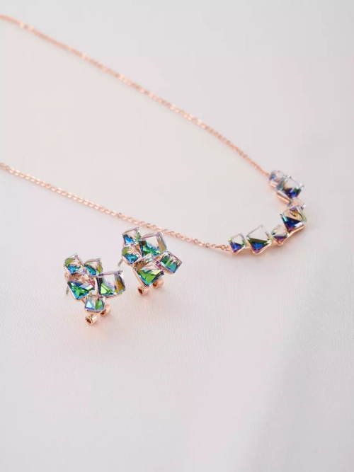 Колье дуга Мираж с зелеными кристаллами Swarovski