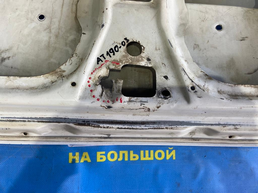 Крышка багажника TOYOTA CORONA 1993