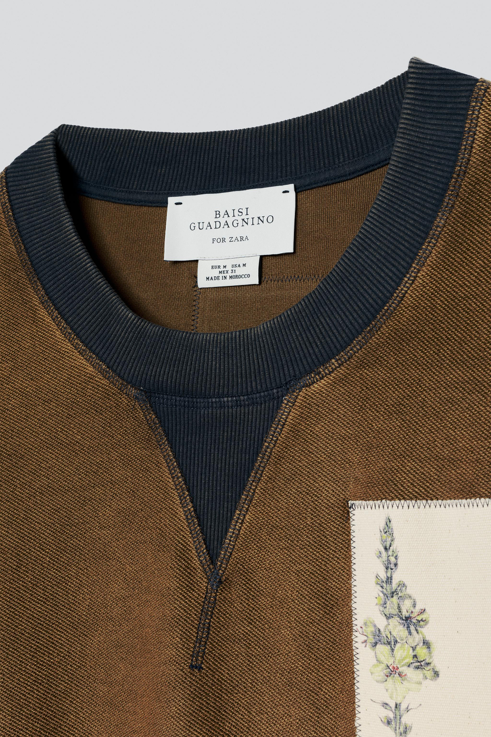 ZARA X BAISI GUADAGNINO ТОЛСТОВКА С НАШИВКАМИ, КОРИЧНЕВЫЙ/ЭКРЮ