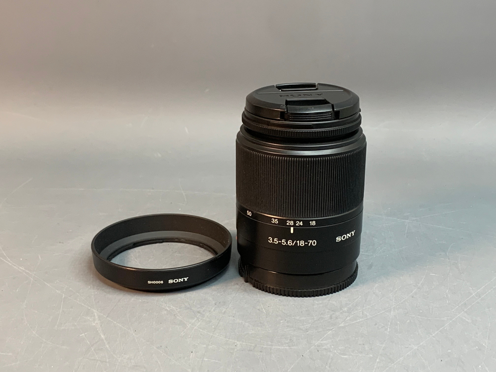 Sony DT 18-70mm 3.5-5.6