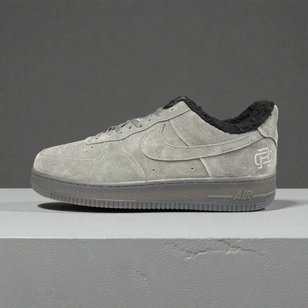 Nike Air Force 1 Low Winter • Gray