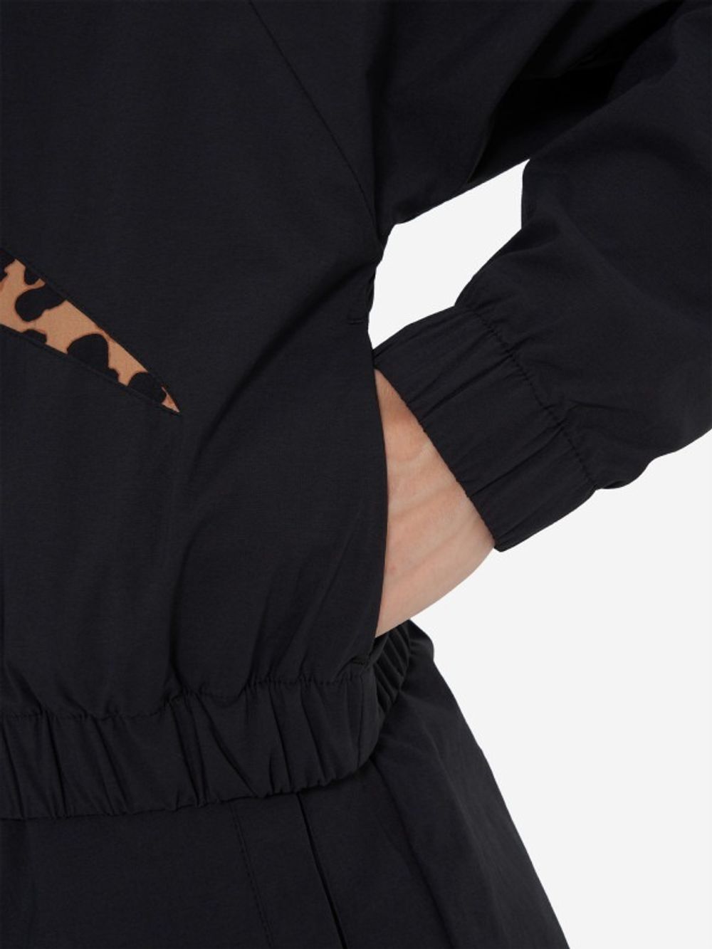 Ветровка женская REEBOK ANIMAL PRINT VECTOR TRACK JACKET