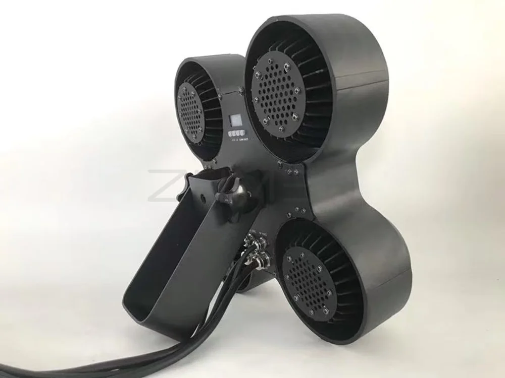 A400-IP — уличный LED-блайндер 4×100 Вт COB WW/CW с углом 50° IP44