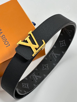 Двухсторонний ремень Louis Vuitton