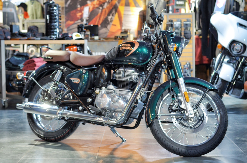 Royal Enfield Classic 350 Halcyon Green