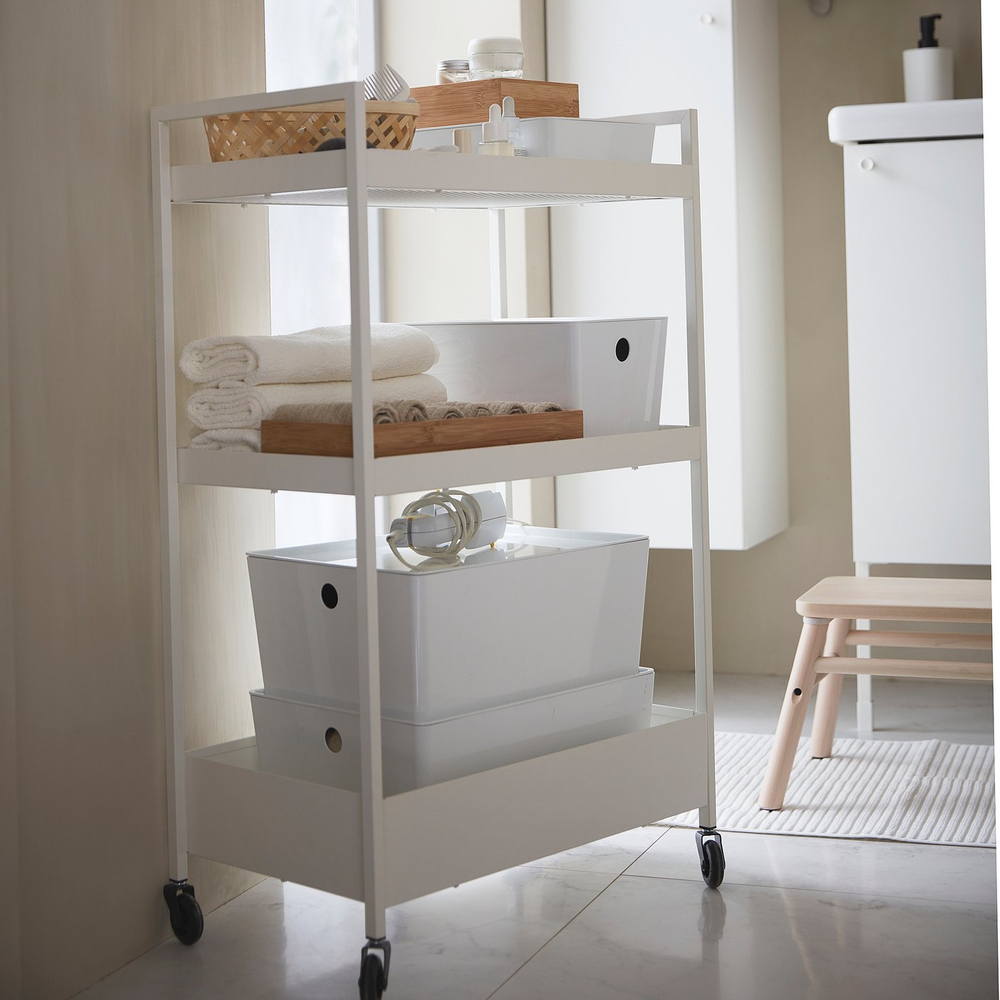 IKEA KUGGIS  (ИКЕА КУГГИС)  -  Контейнер с крышкой - белый 26х35х15 см