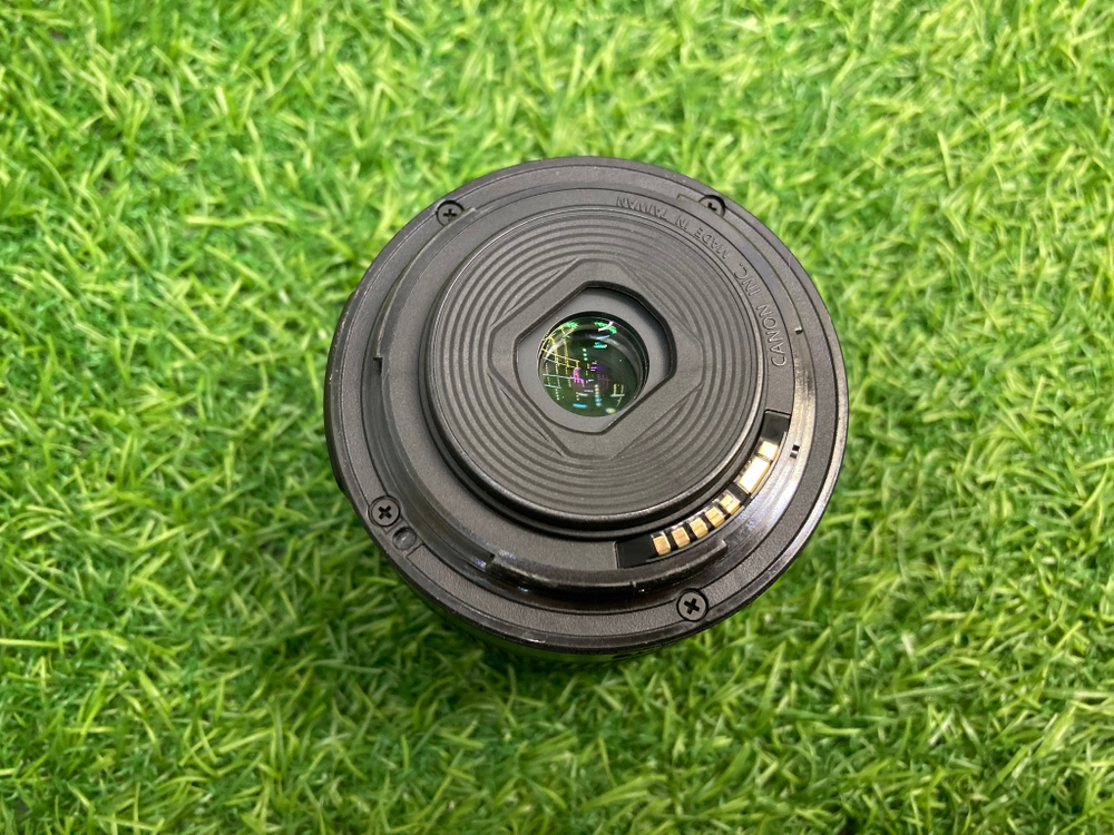 Canon EOS 850D kit 18-55mm IS STM 42.000 кадров