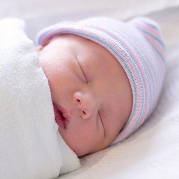Икона для новорожденного ребенка: какую выбрать? Икона для новорожденного ребенка: какую выбрать?