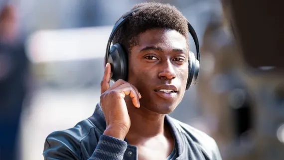 Bose Noise Cancelling 700 Black