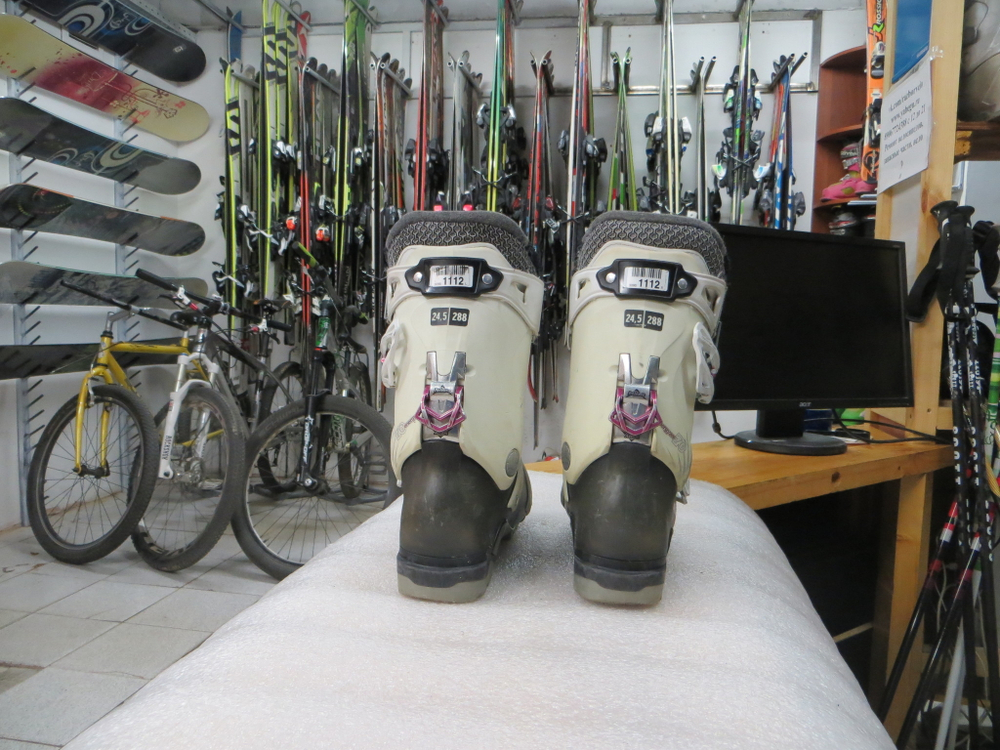 Горнолыжные ботинки Salomon Quest 880 р37 (245мм)