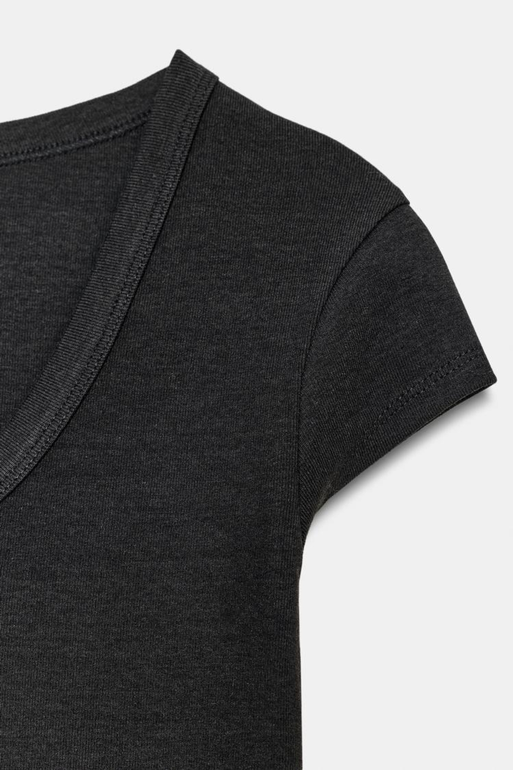 ZARA ФУТБОЛКА С ШИРОКИМ ВЫРЕЗОМ, УГОЛЬНЫЙ