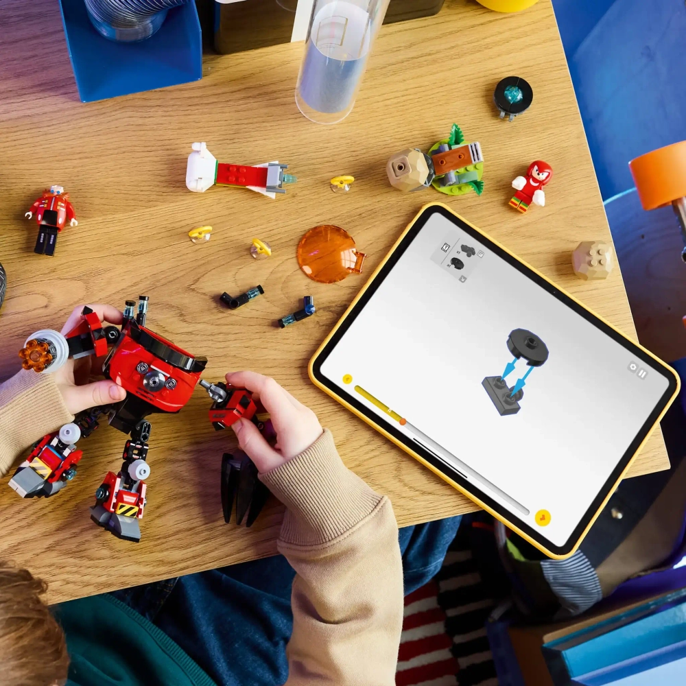 Конструктор LEGO Sonic the Hedgehog 77005 Кастет против робота-дробилки яиц доктора Эггмана