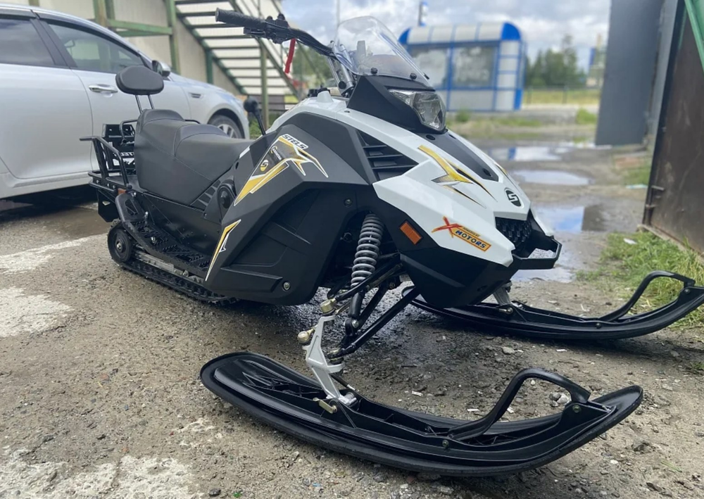 Снегоход STELS Капитан-200 Б/У(белый)