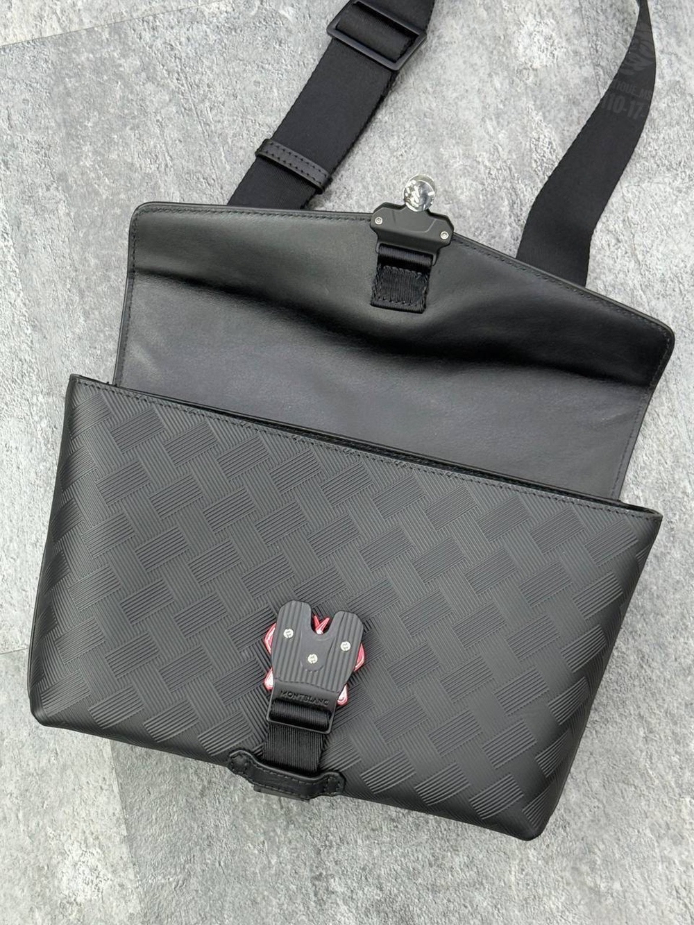 Сумка через плечо Montblanc Extreme 3.0