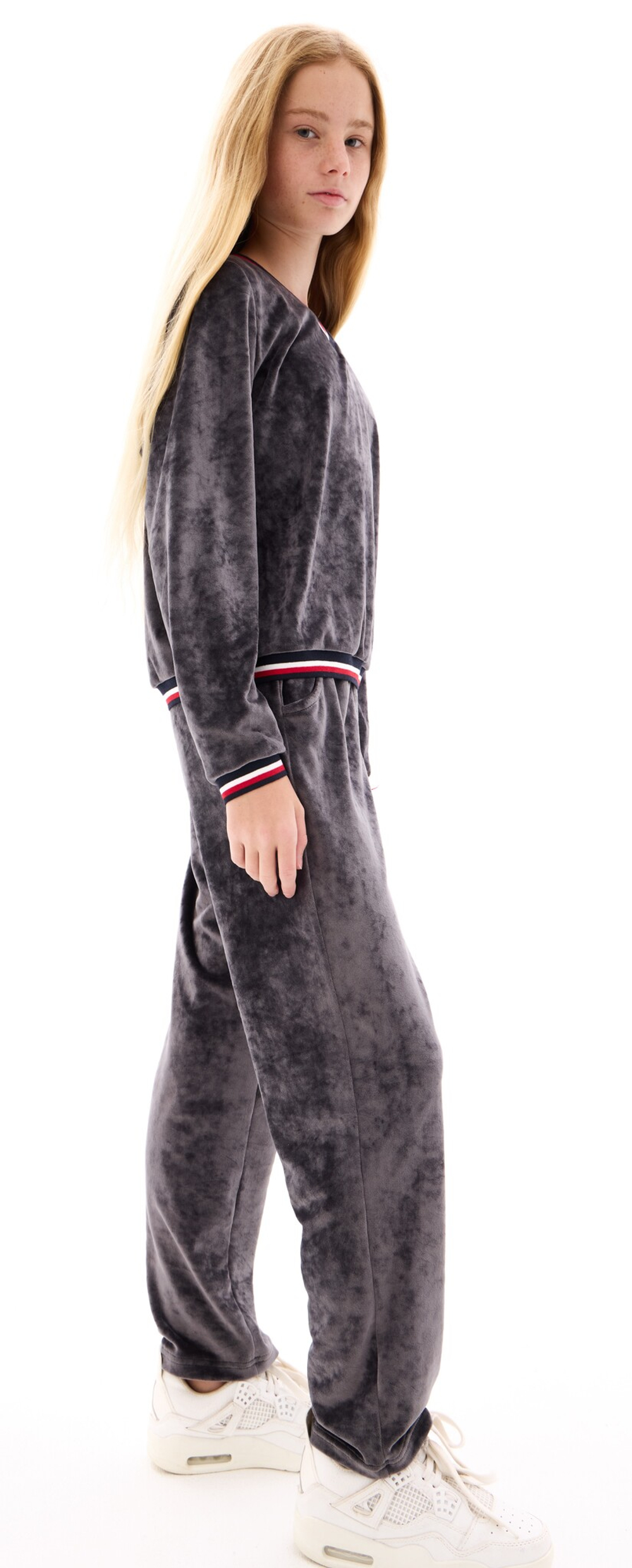 Велюровый костюм grey