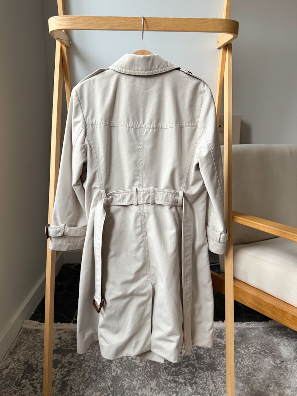 Плащ-тренч Burberry, 128