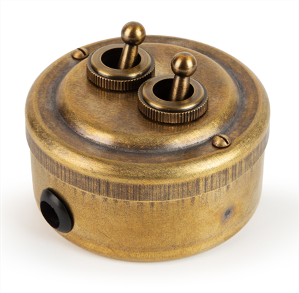 Переключатель (проходной) ретро тумблерый 2 кл. "Бронза" VINTAGE-BRASS 30402-1 / 2 группы света, проходной