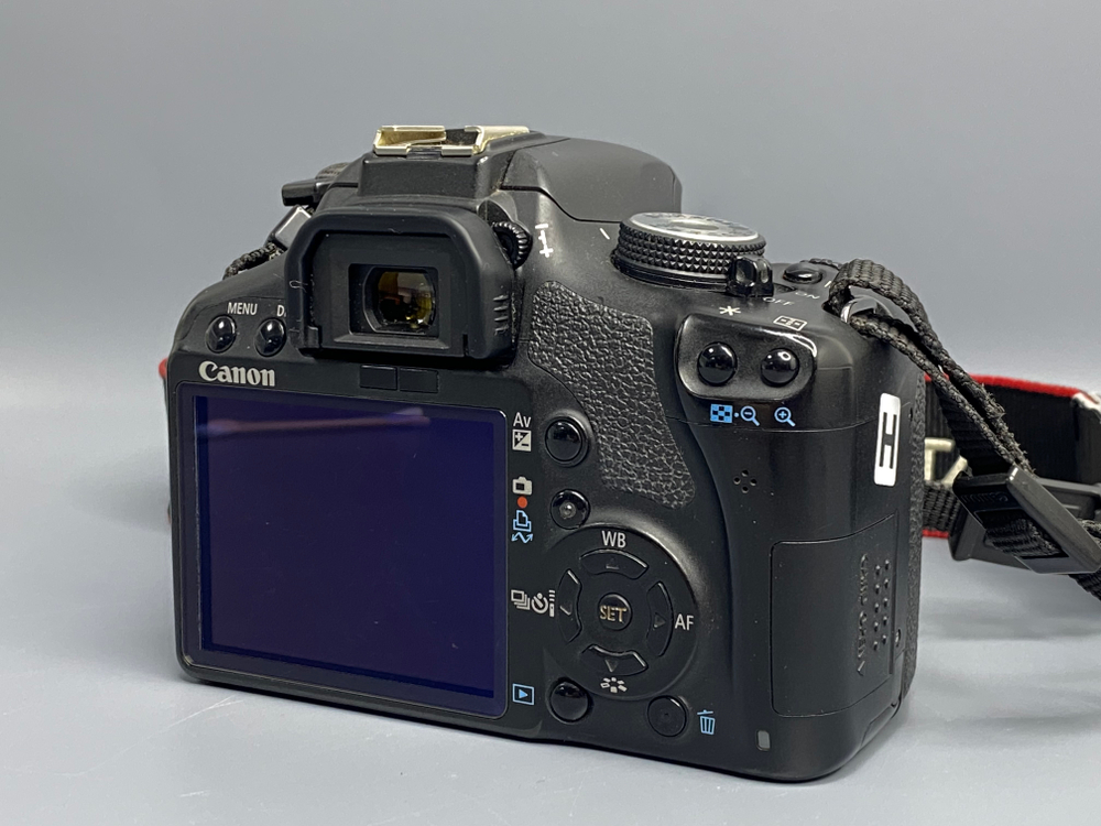 Canon EOS 500D — 30 480 кадров