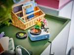Конструктор LEGO Creator 3in1 31172 Проигрыватель пластинок с цветами