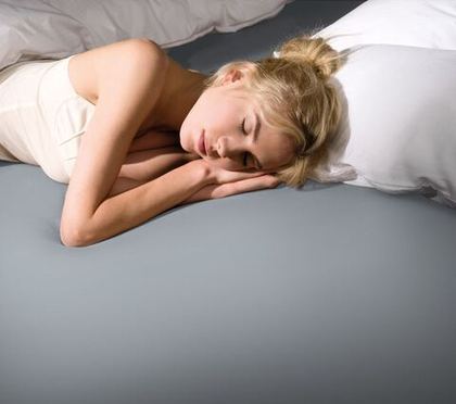 Простыня на резинке 90x190-100x220 Formesse Bella Donna Jersey 0703 light grey